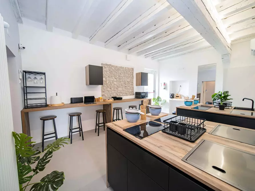 Immagine 4 di Camera in affitto  in Strada della Genovesa44 a Verona