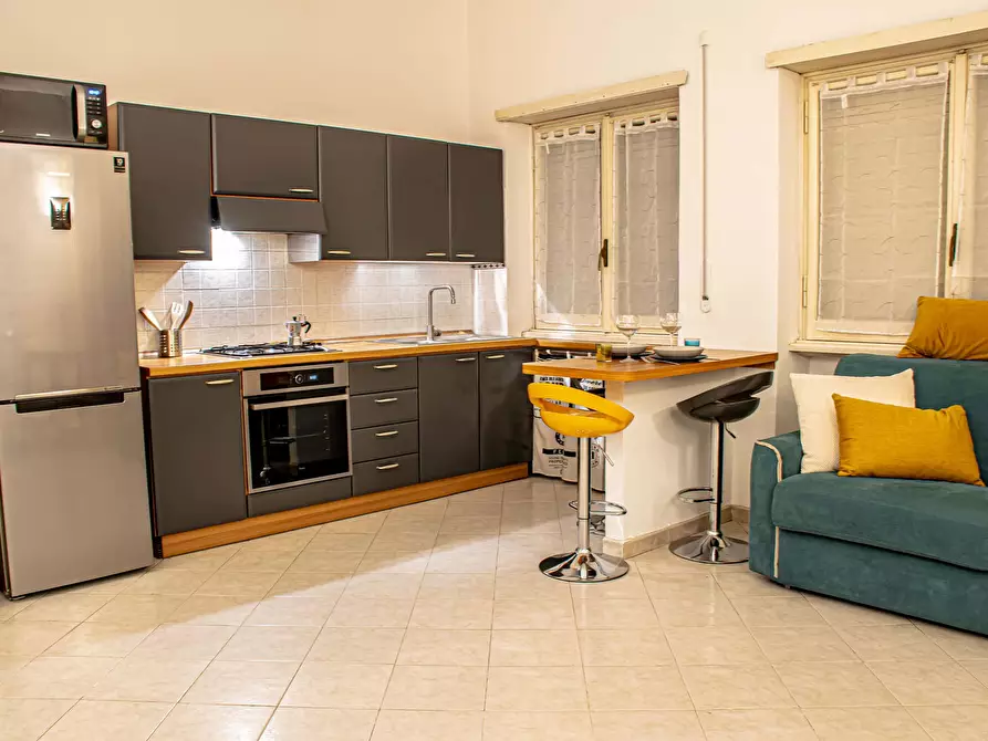 Immagine 8 di Appartamento in affitto  in Via Albano74 a Roma