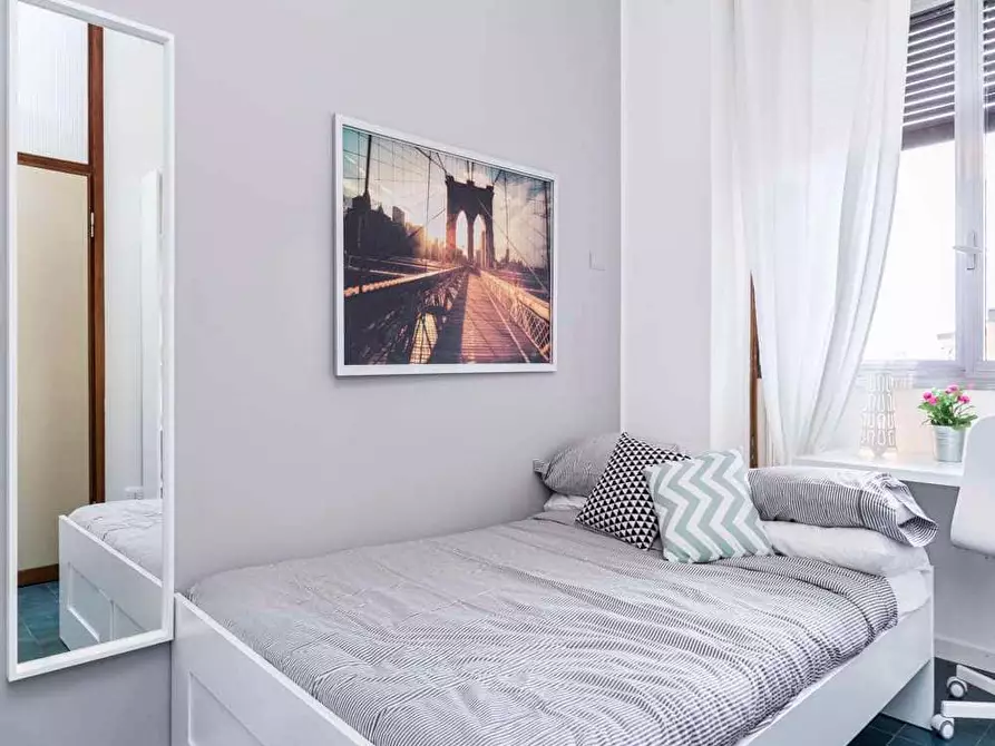 Immagine 5 di Camera in affitto  in Via Giuseppe Frua16 a Milano