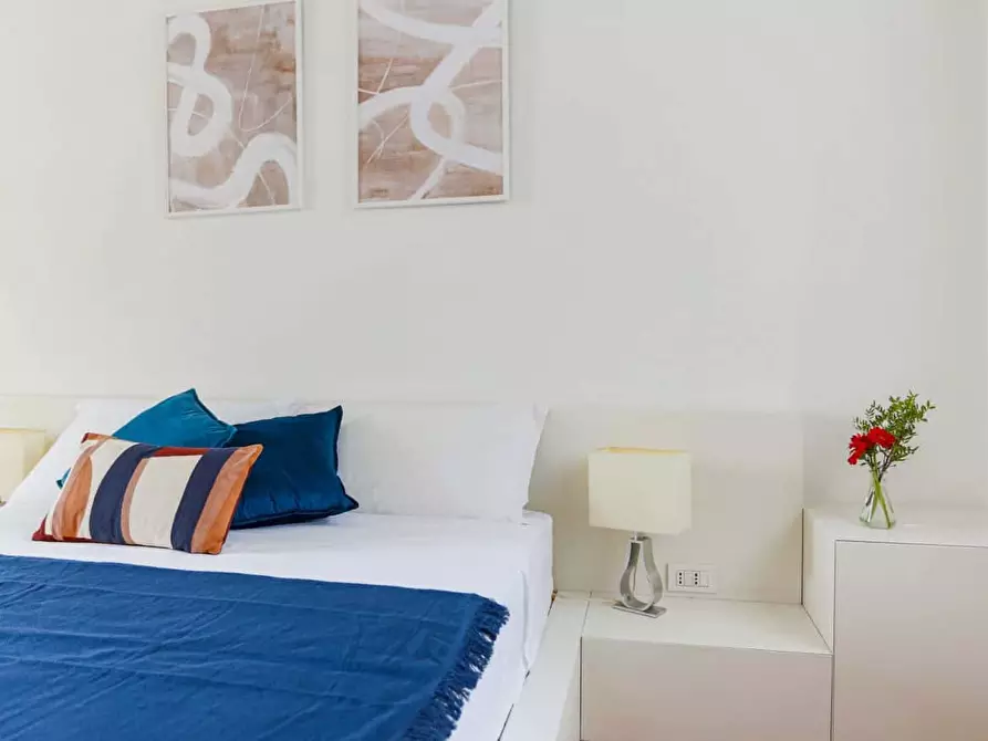 Immagine 43 di Appartamento in affitto  in Viale Cassala59 a Milano