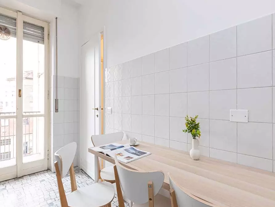 Immagine 19 di Camera in affitto  in Viale Romagna5 a Milano