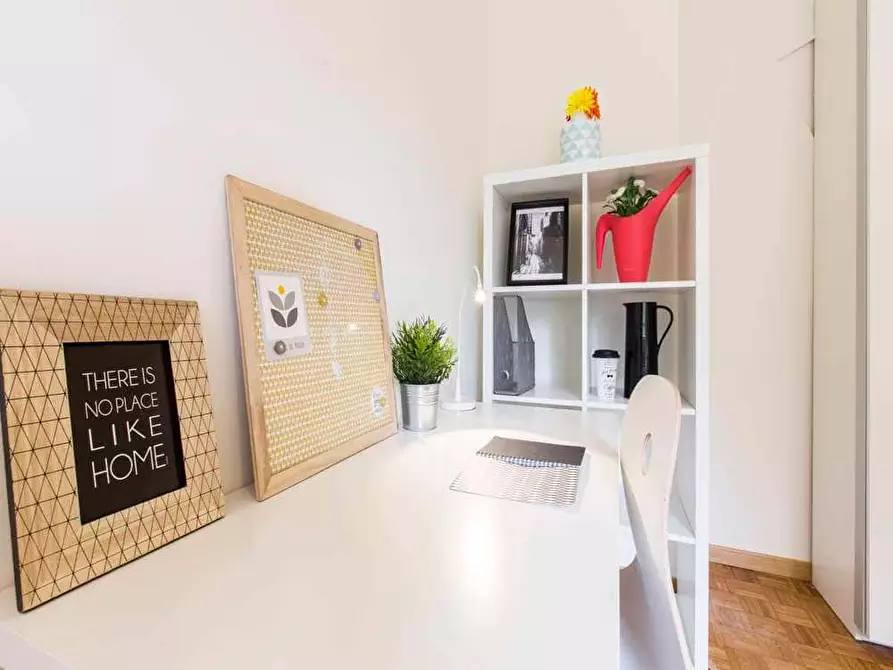 Immagine 1 di Camera in affitto  in Via Leone Tolstoi64 a Milano