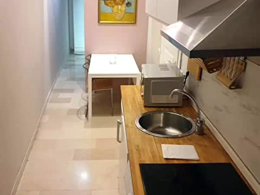 Immagine 13 di Appartamento in affitto  in Via dei Piatti8 a Milano