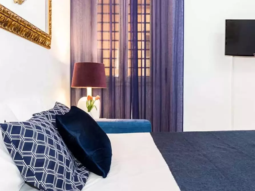 Immagine 15 di Appartamento in affitto  in Via Giuseppe Mazzini a Milano