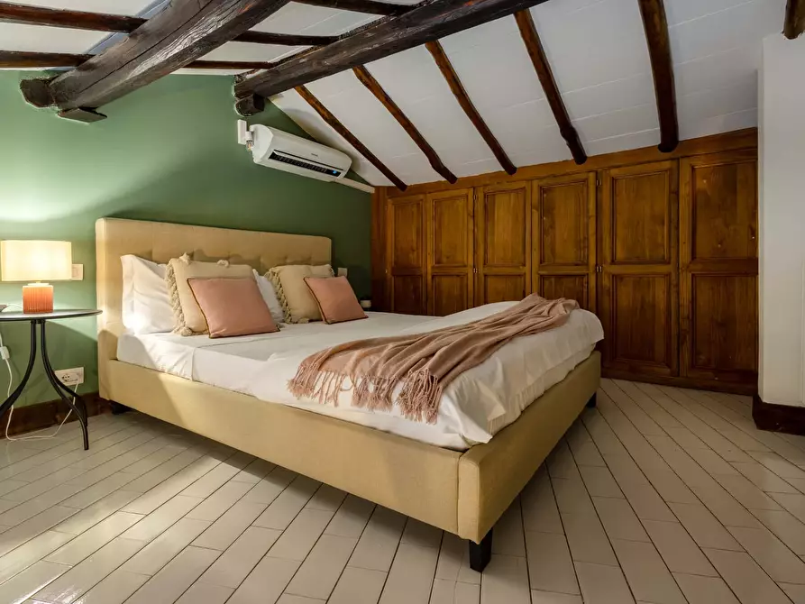 Immagine 51 di Appartamento in affitto  in Via Torino7 a Roma