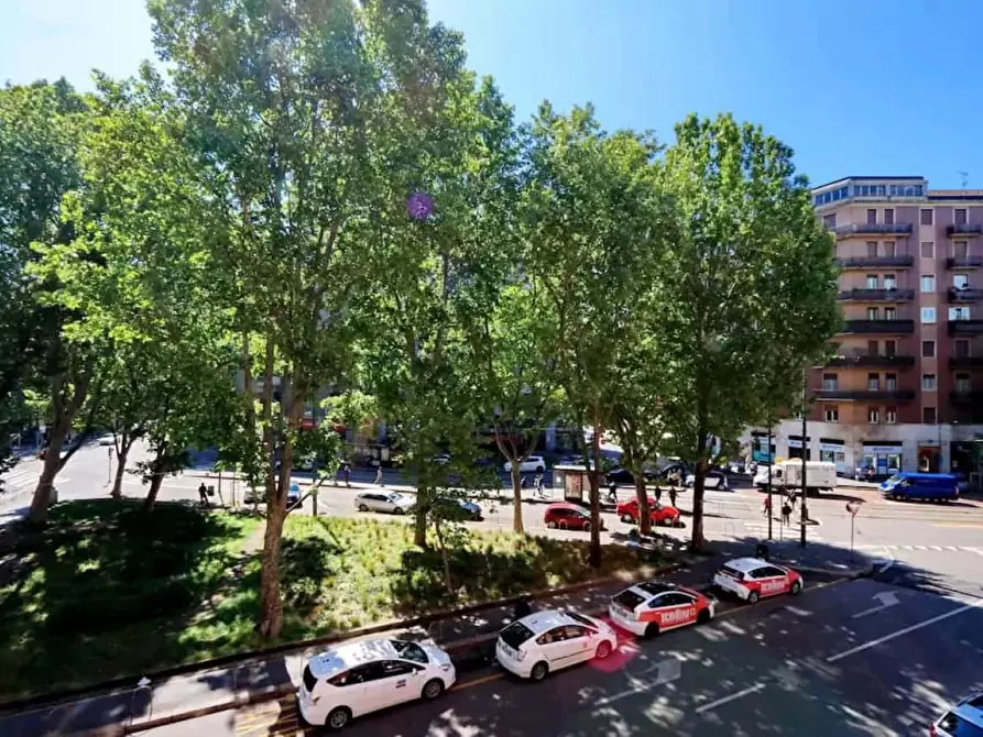 Immagine 47 di Appartamento in affitto  in Via Andrea Solari a Milano