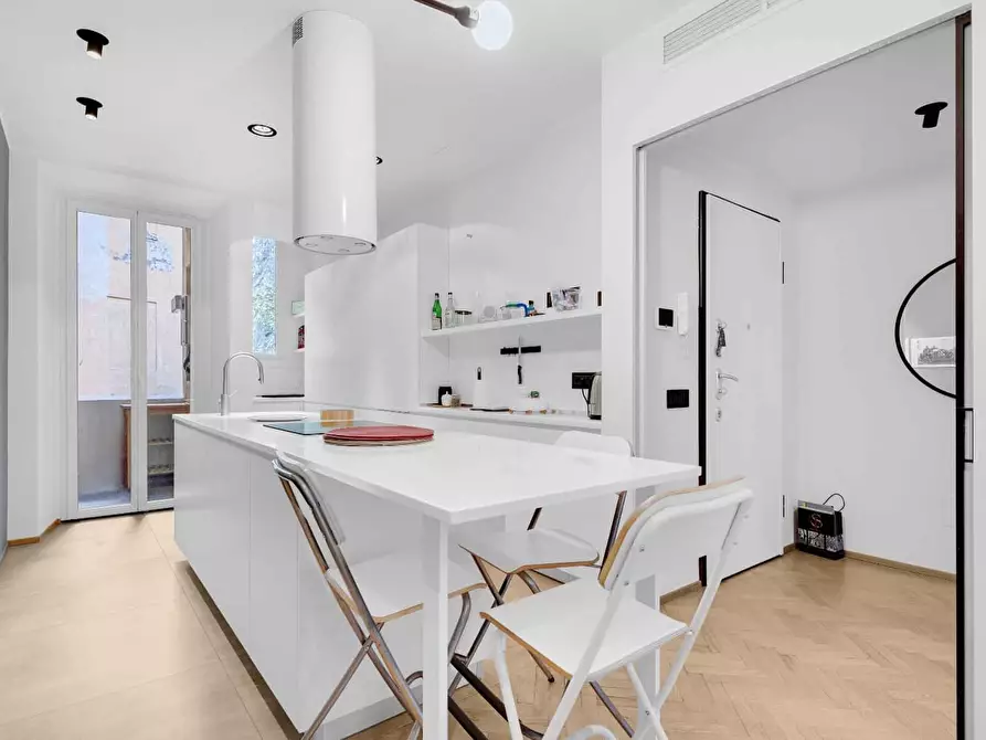 Immagine 8 di Appartamento in affitto  in Via Marsala4 a Milano