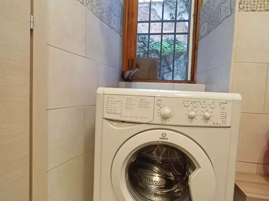 Immagine 12 di Appartamento in affitto  in Via del Vascello6 a Roma