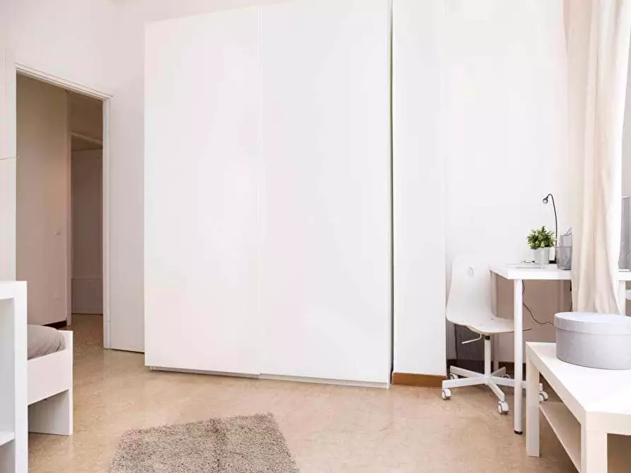 Immagine 6 di Camera in affitto  in Viale Carlo Espinasse10 a Milano