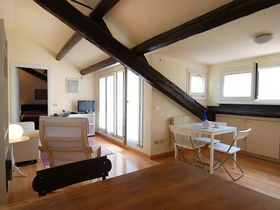 Immagine 5 di Appartamento in affitto  in Via Disciplini17 a Milano