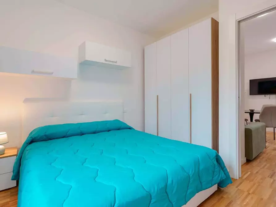 Immagine 21 di Appartamento in affitto  in Via Mascarella86 a Bologna