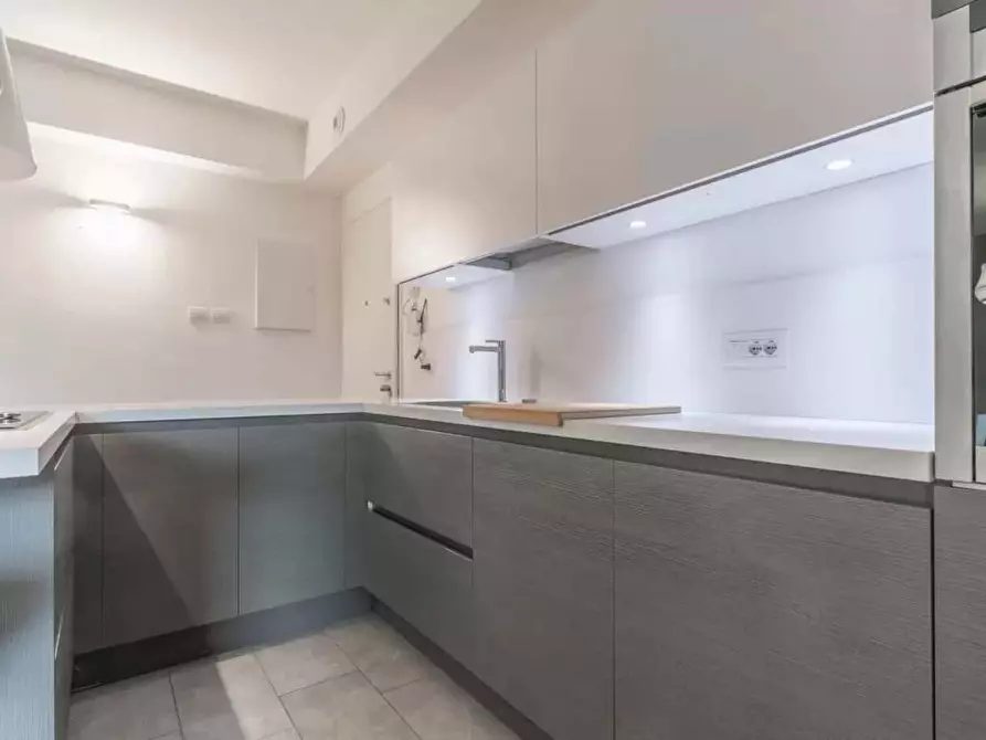 Immagine 26 di Appartamento in affitto  in Via Principe Eugenio61 a Milano