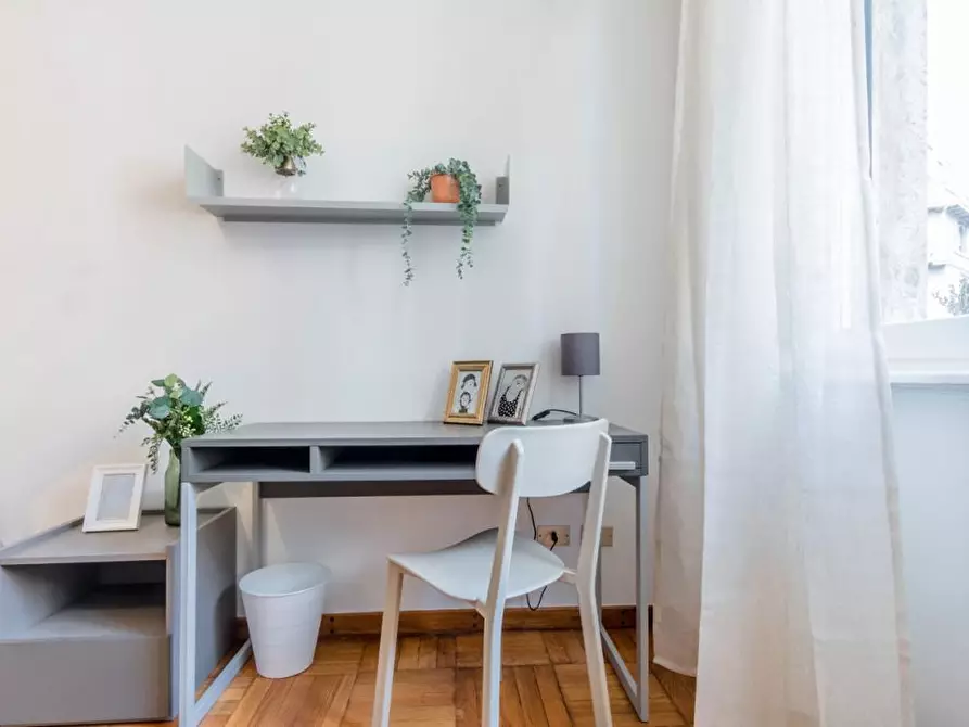 Immagine 2 di Camera in affitto  in Via Renato Fucini14 a Milano