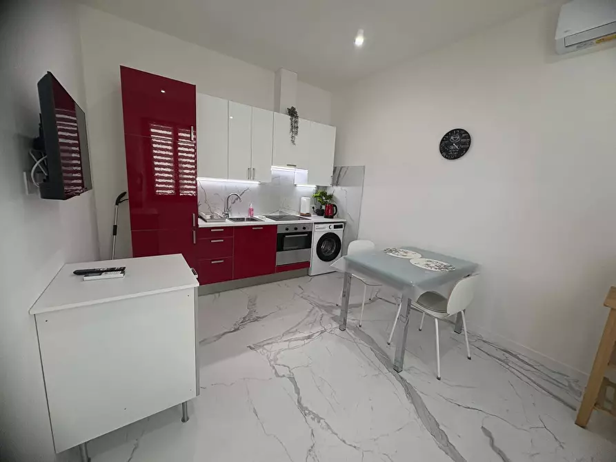 Immagine 4 di Camera in affitto  in Via Cassia29 a Firenze