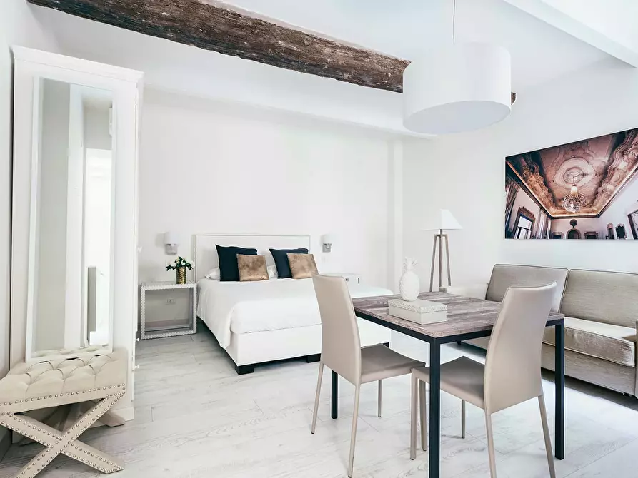 Immagine 2 di Appartamento in affitto  in Strada Maggiore52 a Bologna