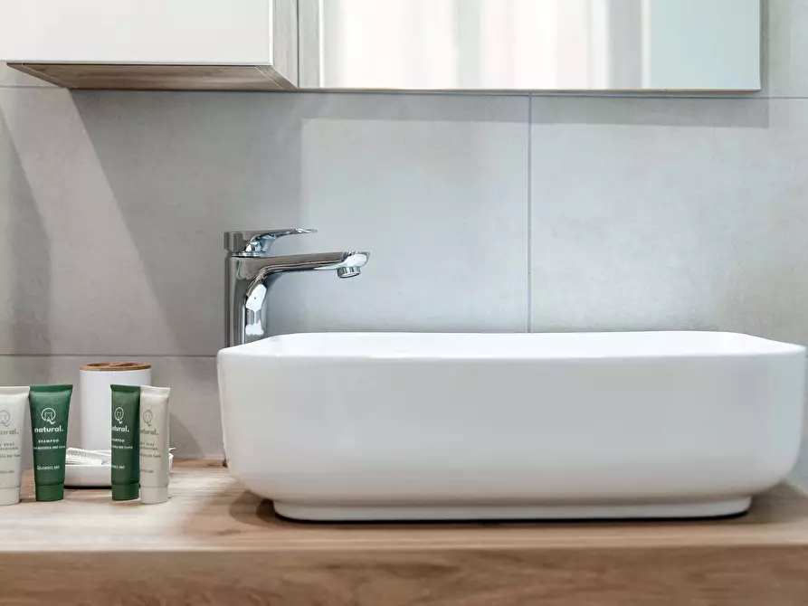 Immagine 13 di Appartamento in affitto  in Via Milano18 a Como