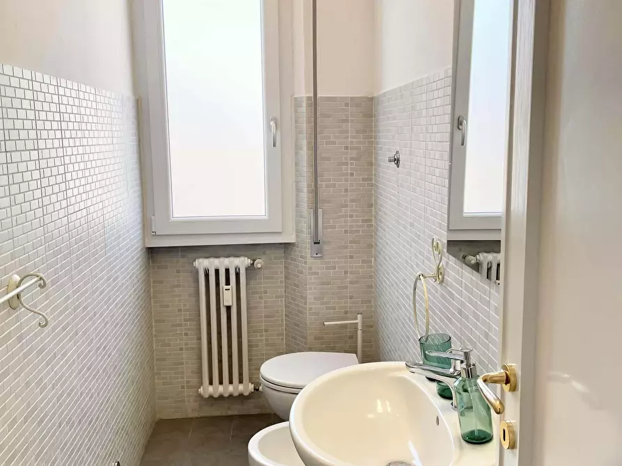 Immagine 13 di Camera in affitto  in Via Quintino Sella44 a Firenze