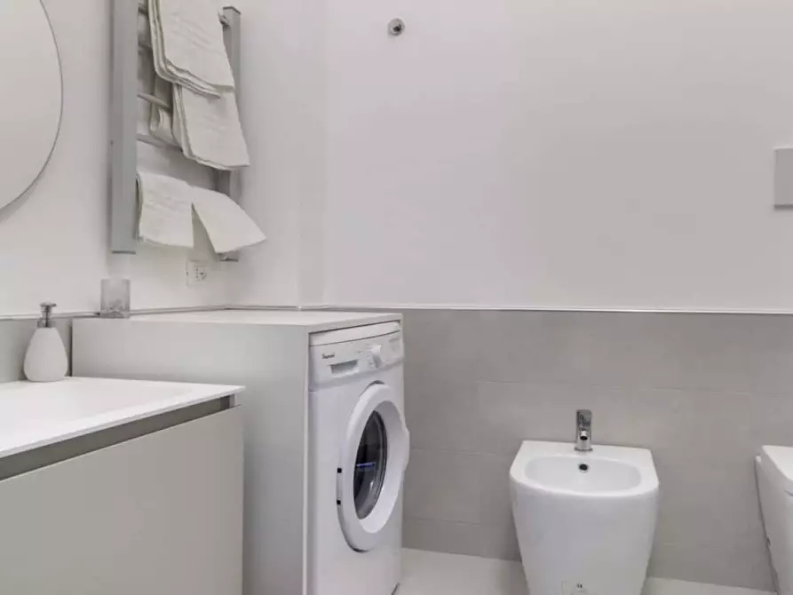 Immagine 11 di Appartamento in affitto  in Via Emanuele Notarbartolo46 a Palermo