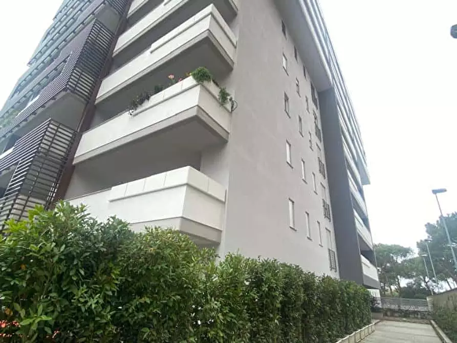 Immagine 14 di Appartamento in affitto  in Via Vitaliano Brancati64 a Roma