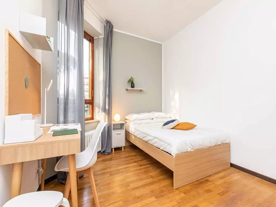 Immagine 6 di Camera in affitto  in Viale Tibaldi54 a Milano