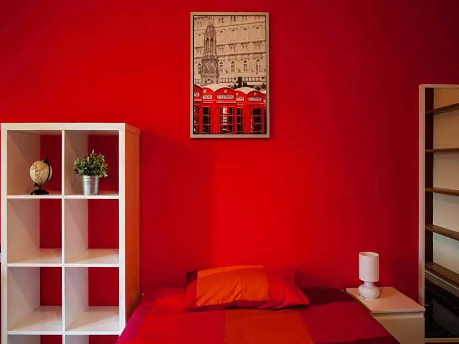 Immagine 3 di Camera in affitto  in Via Belmeloro3 a Bologna