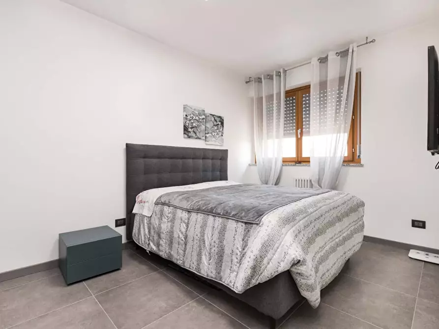 Immagine 10 di Appartamento in affitto  in Via Ugo Tognazzi3 a Milano