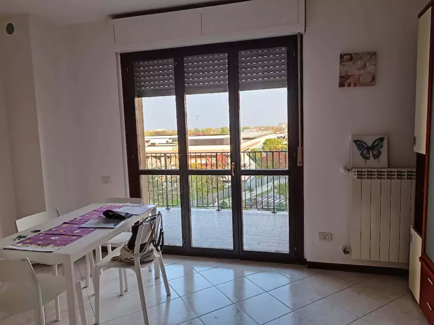 Immagine 2 di Appartamento in affitto  in Piazza Alboreto Michele72 a Rozzano