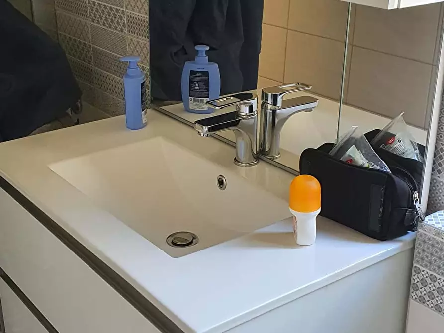 Immagine 4 di Appartamento in affitto  in Via Trionfi Alberto5 a Roma