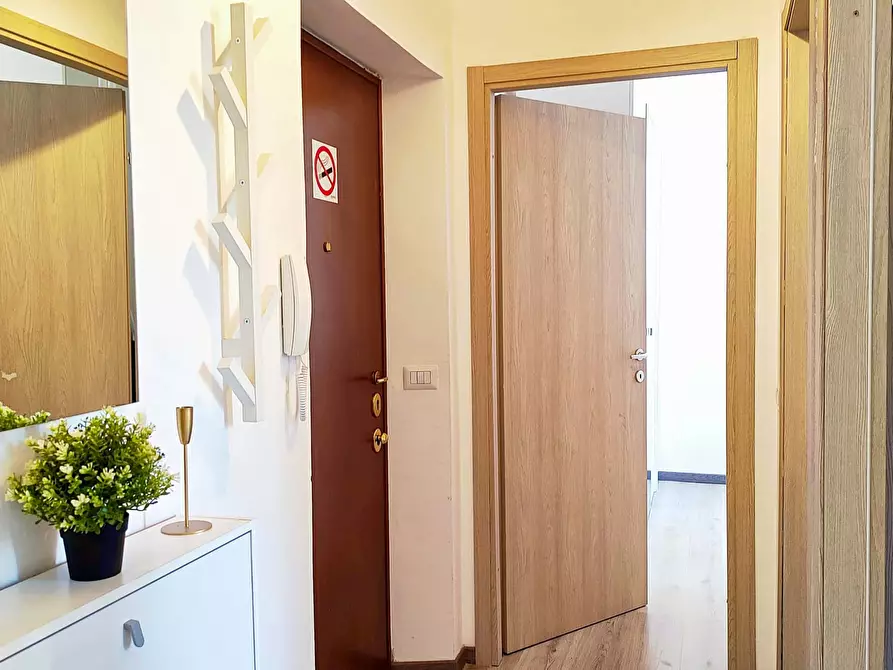 Immagine 9 di Appartamento in affitto  in Via Casella a Milano