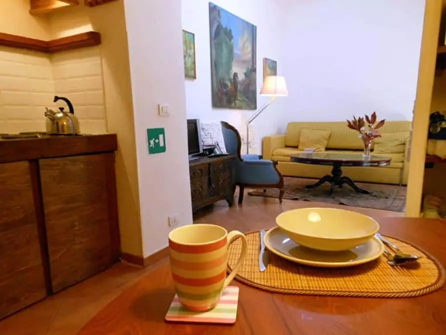 Immagine 13 di Appartamento in affitto  in Via Giulia173 a Roma