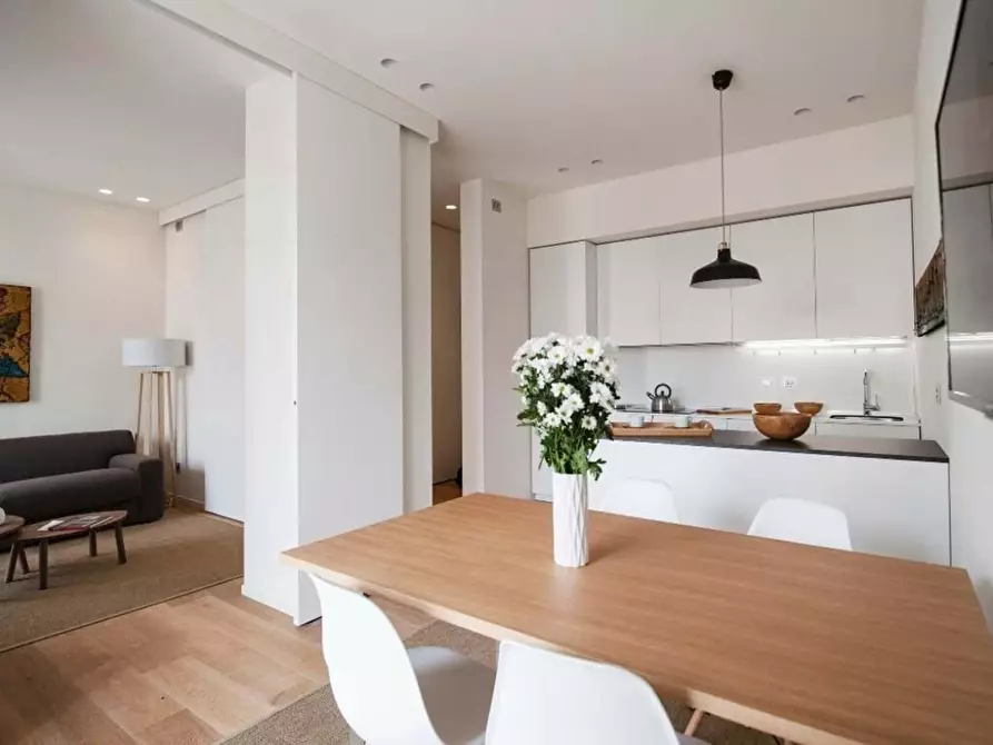 Immagine 12 di Appartamento in affitto  in Piazza Santa Maria Beltrade1 a Milano