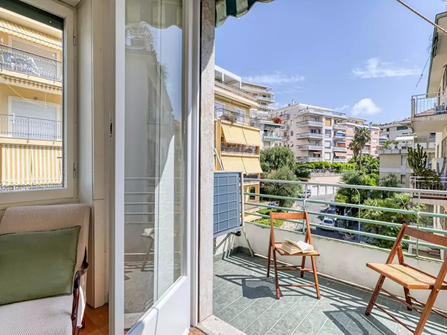 Immagine 1 di Appartamento in affitto  in Via Nuvoloni6 a San Remo