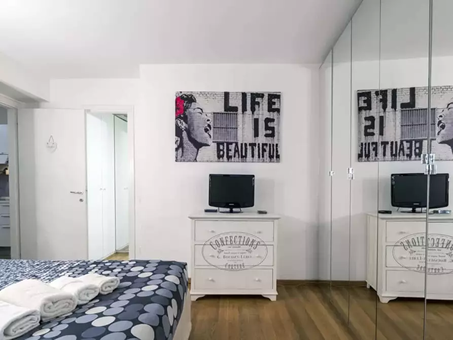 Immagine 17 di Appartamento in affitto  in Via Vigevano13 a Milano