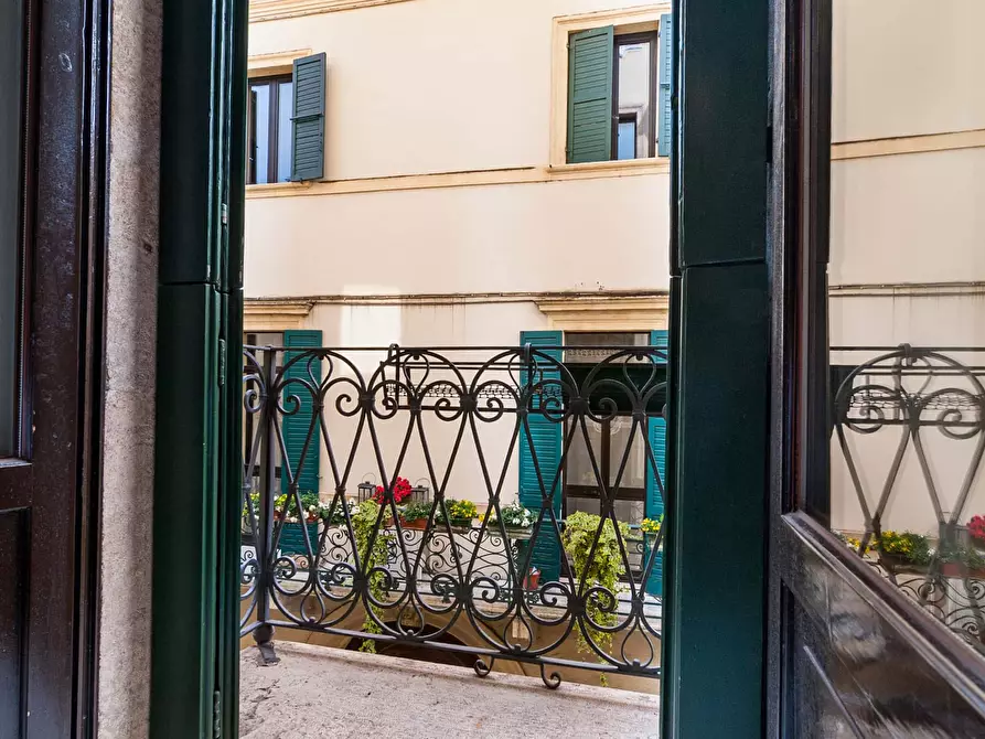 Immagine 12 di Appartamento in affitto  in Via Antonio Cantore a Verona