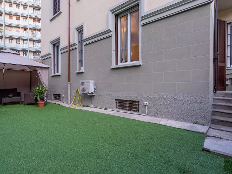 Immagine 21 di Appartamento in affitto  in Via Giovanni Pascoli4 a Milano