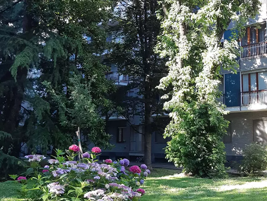 Immagine 27 di Camera in affitto  in Viale Famagosta30 a Milano
