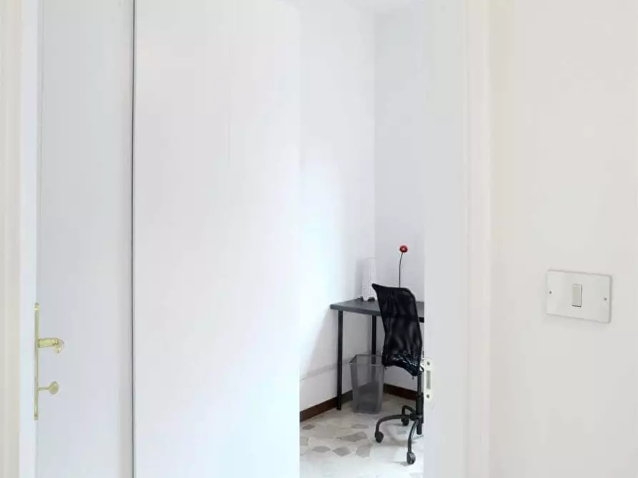 Immagine 4 di Camera in affitto  in Via Salvatore Barzilai14 a Milano