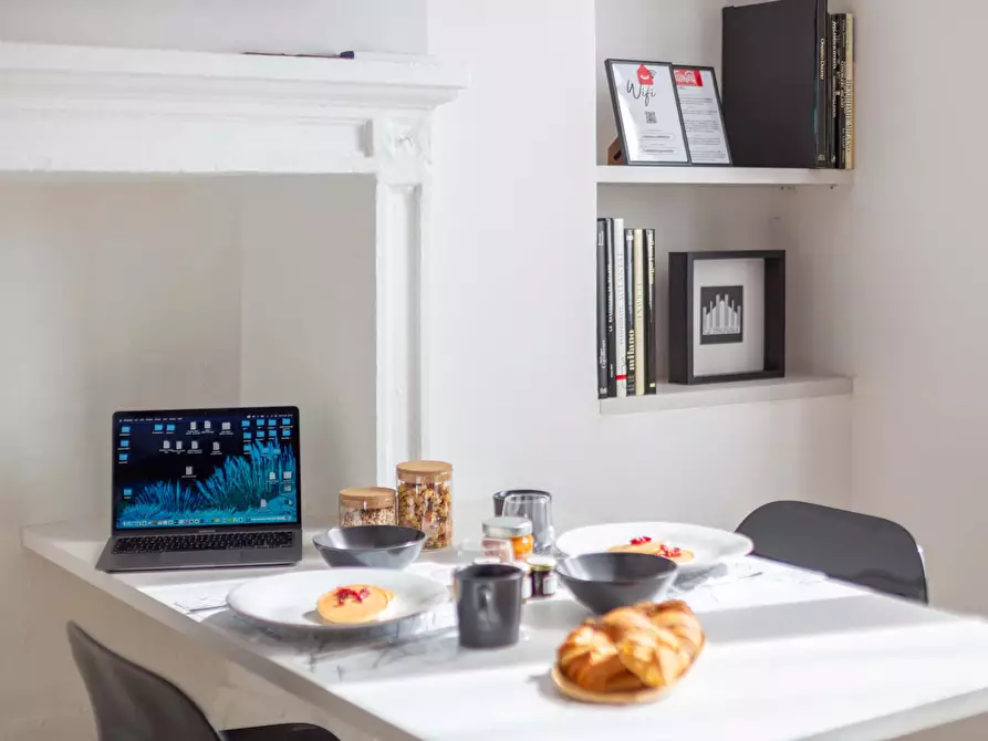 Immagine 34 di Appartamento in affitto  in Via Antonio Fogazzaro8 a Milano