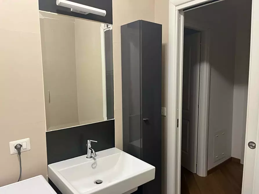 Immagine 6 di Appartamento in affitto  in Via Carlo Rusconi9 a Roma