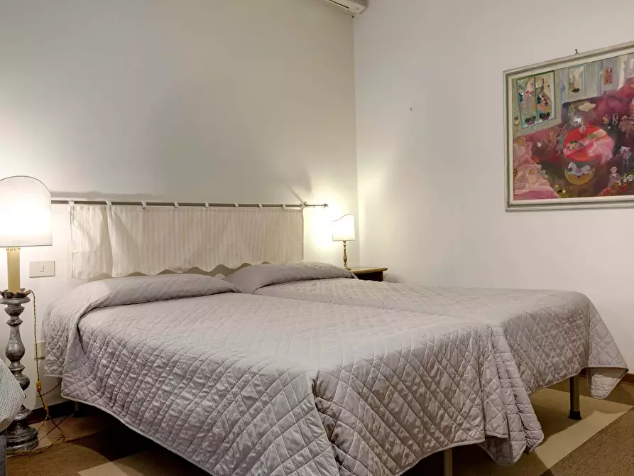 Immagine 5 di Appartamento in affitto  in Via dei Tavolini1 a Firenze