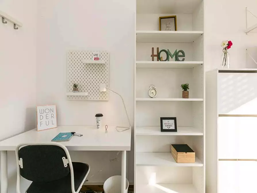 Immagine 2 di Camera in affitto  in Via Monte Bianco46 a Milano