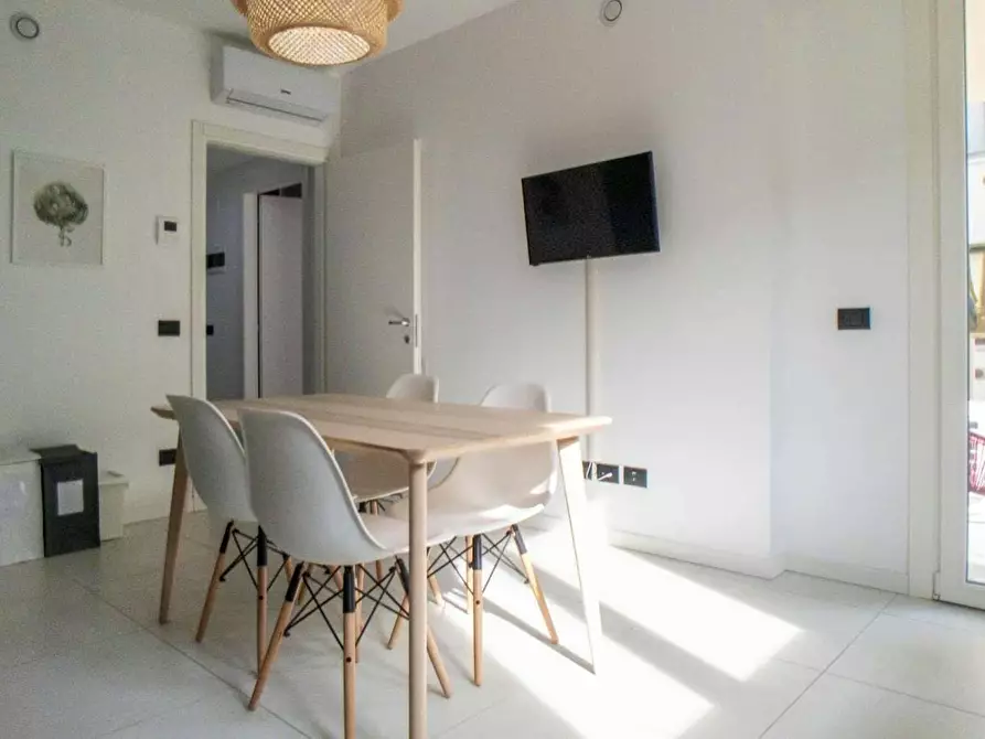 Immagine 3 di Appartamento in affitto  in Via Luigi Mercantini a Milano