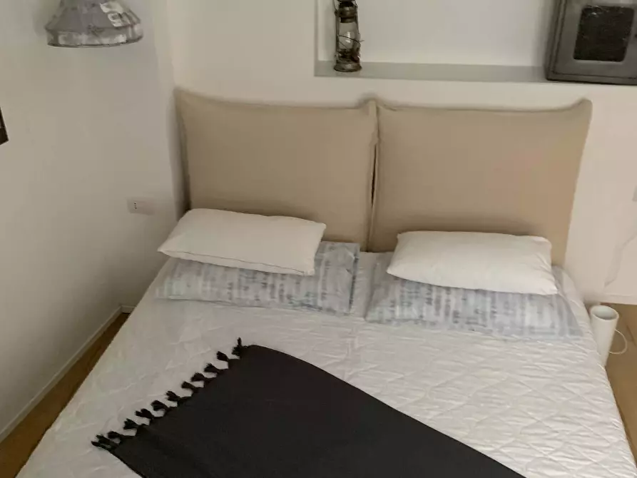 Immagine 22 di Appartamento in affitto  in Via Santo Garovaglio19 a Como