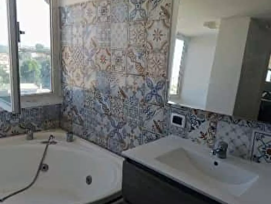 Immagine 11 di Appartamento in affitto  in Via Leopoldo Ruspoli64 a Roma
