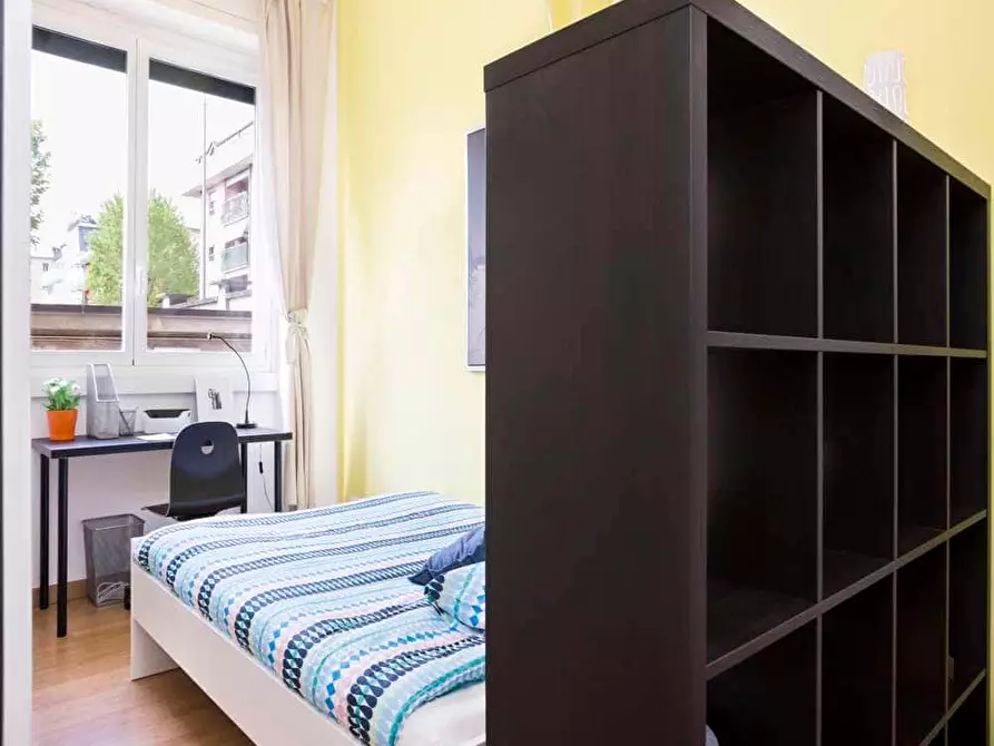 Immagine 5 di Camera in affitto  in Via Legnone15 a Milano