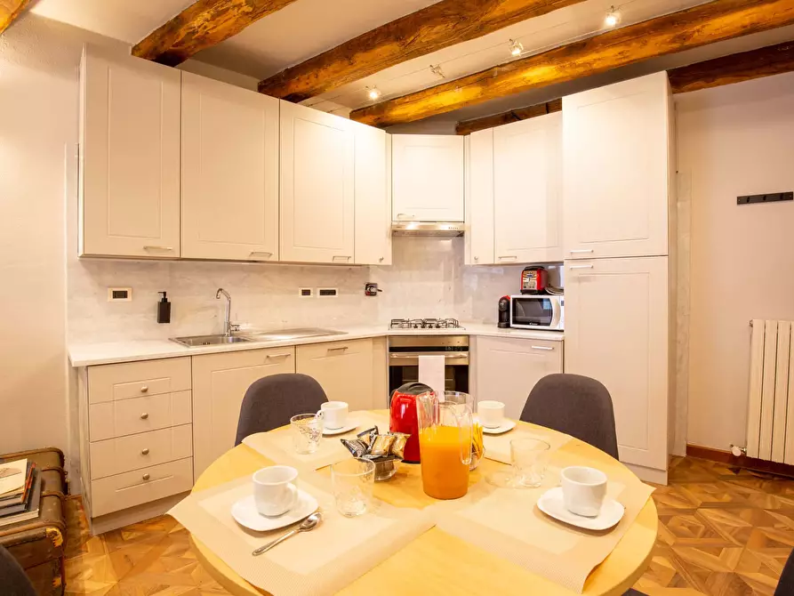 Immagine 7 di Appartamento in affitto  in Via de' Falegnami16 a Bologna