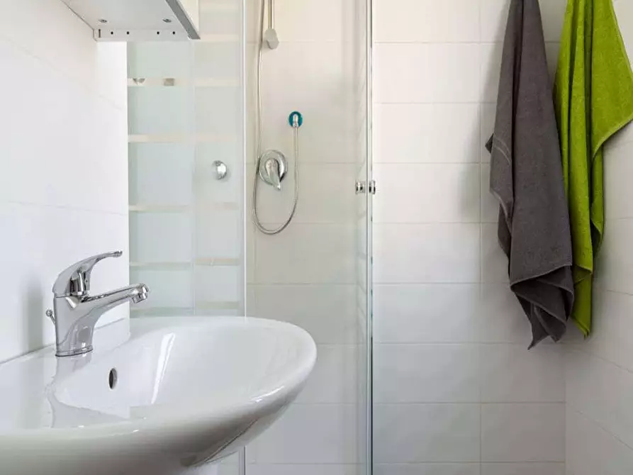 Immagine 25 di Camera in affitto  in Via Salvatore Barzilai13 a Milano