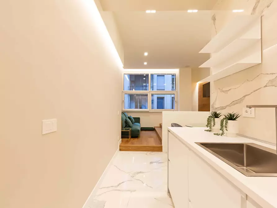 Immagine 11 di Appartamento in affitto  in Via Francesco Daverio6 a Milano