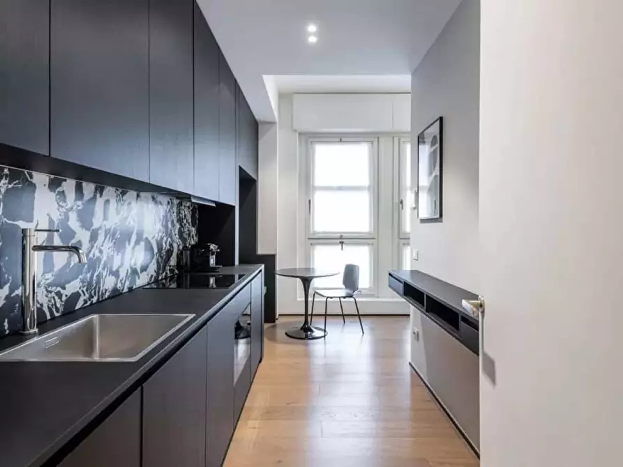 Immagine 6 di Appartamento in affitto  in Corso Magenta83 a Milano