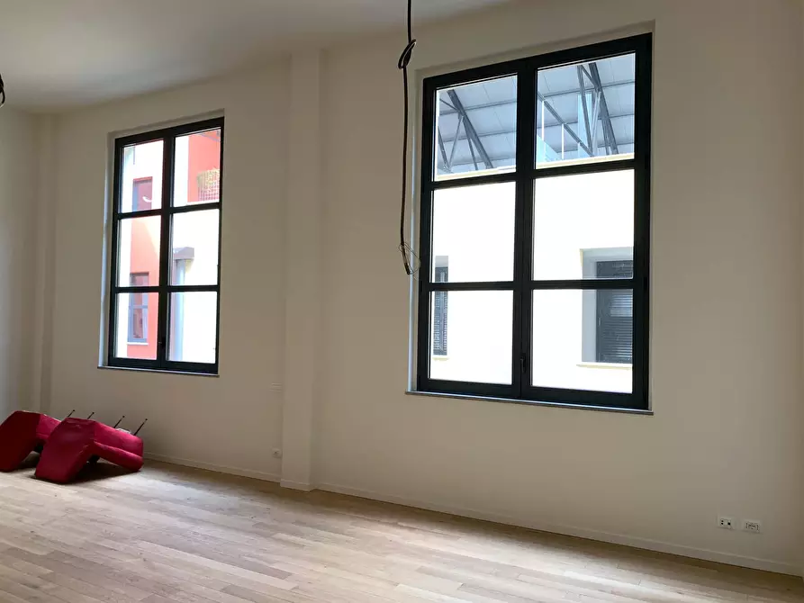 Immagine 9 di Appartamento in affitto  in Via Selvanesco77 a Milano